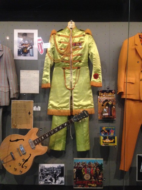 Lennon Sgt Pepper costume