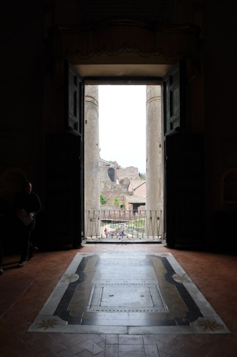 Entrance to San Lorenzo