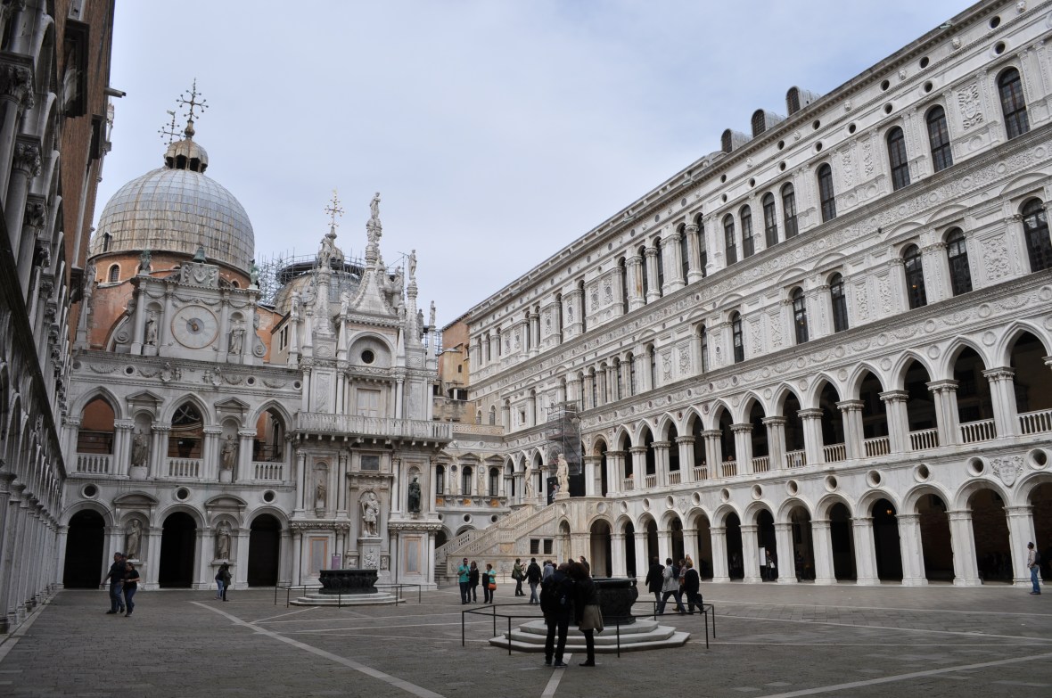 Courtyard of the Palazzo Ducale