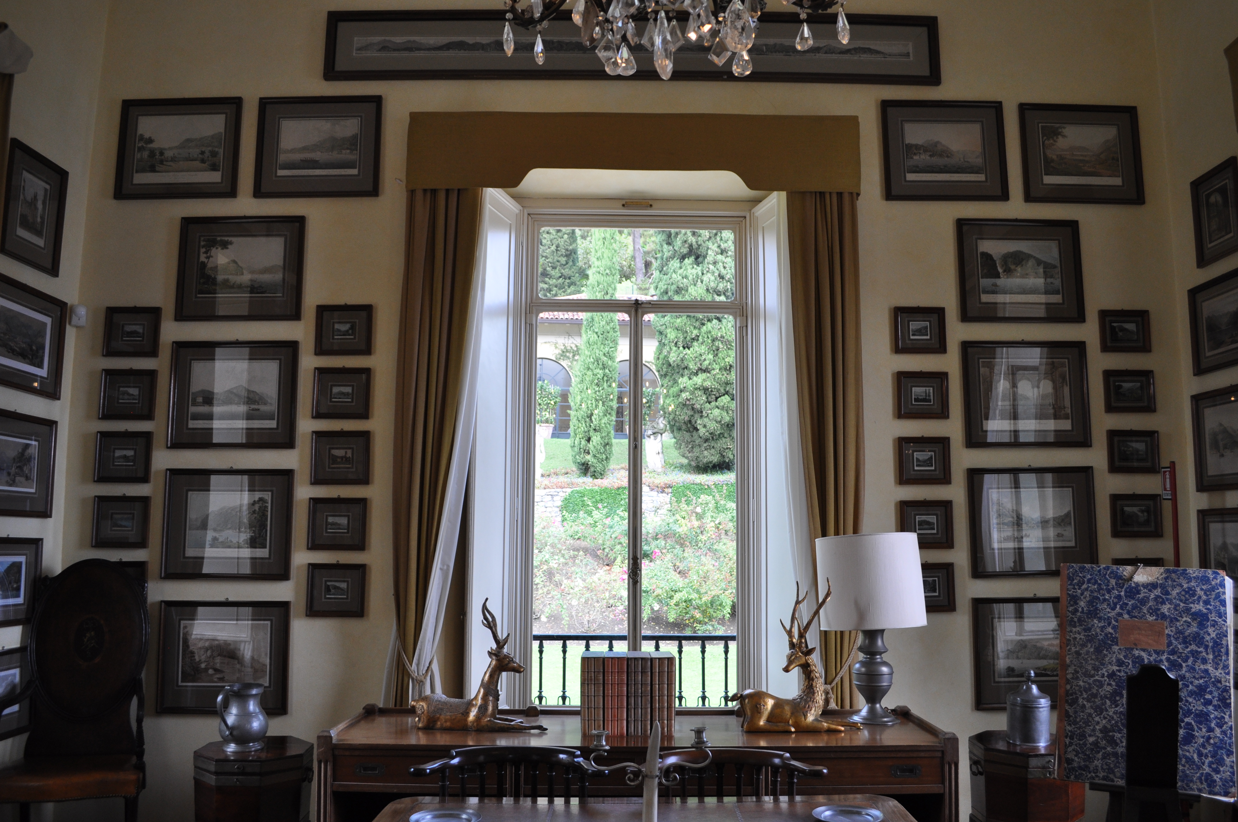 Villa del Balbianello writing room