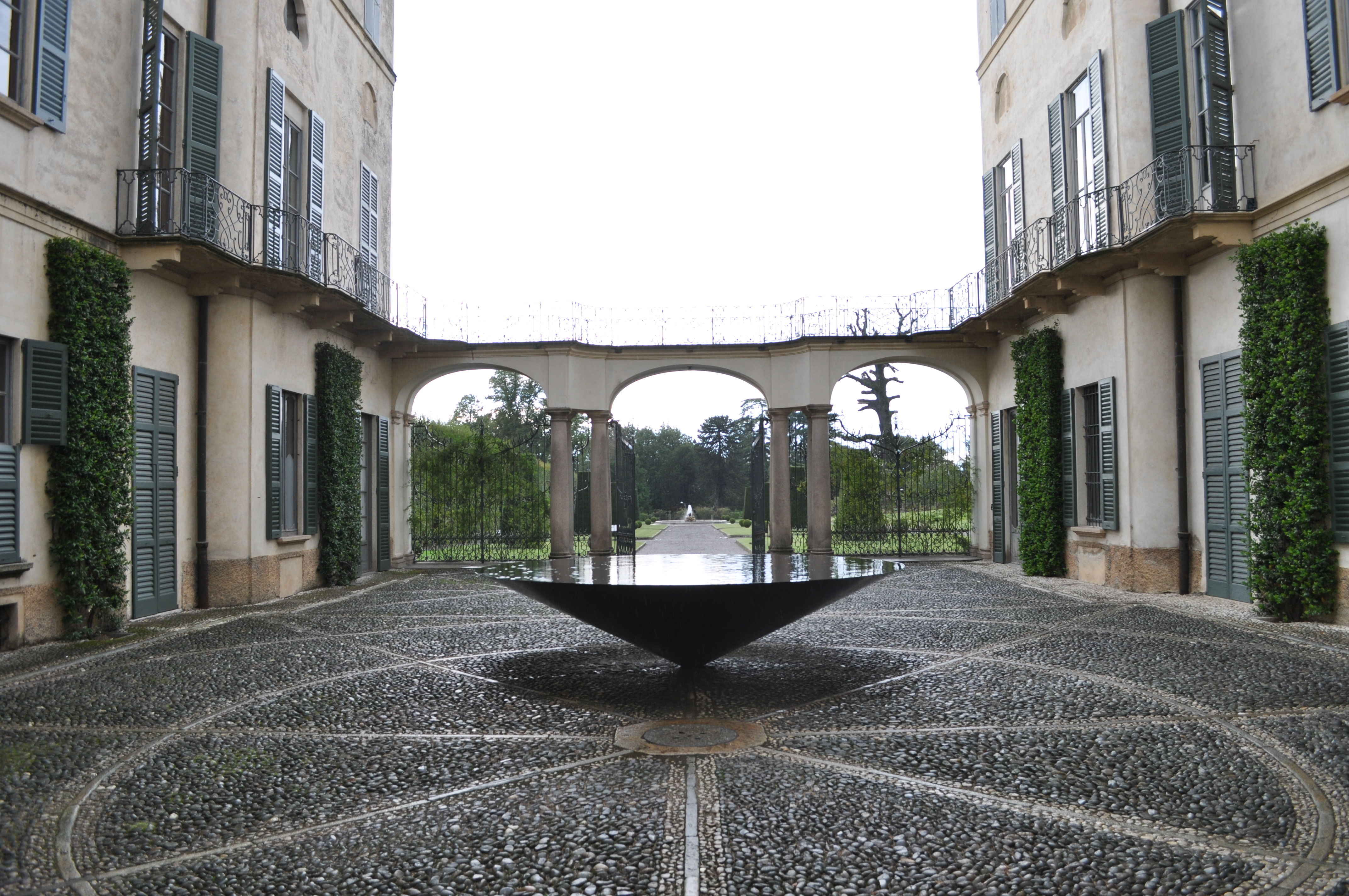 Villa Panza courtyard