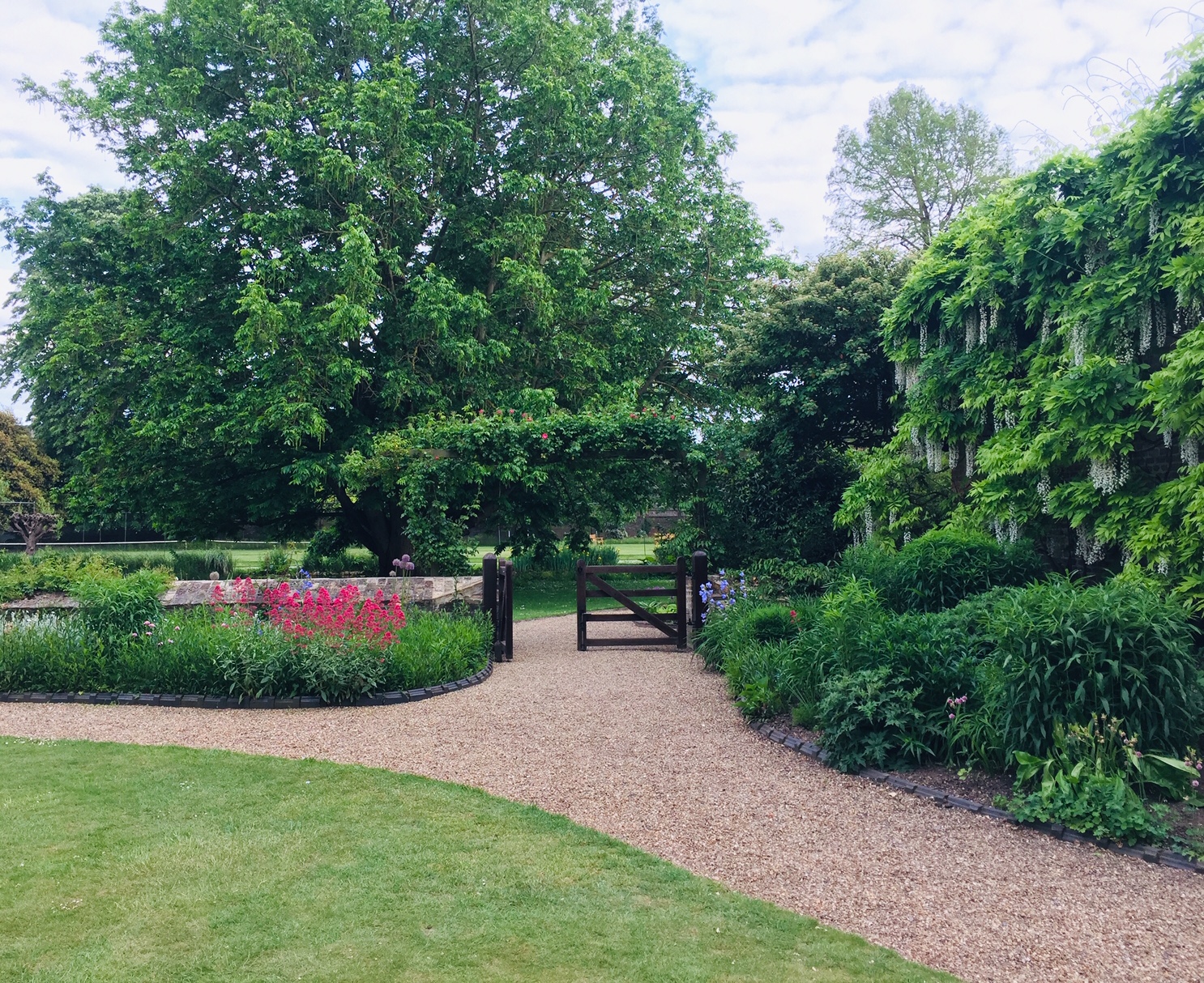 Emmanuel College grounds