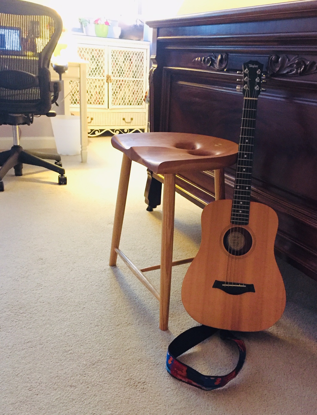 Office guitar